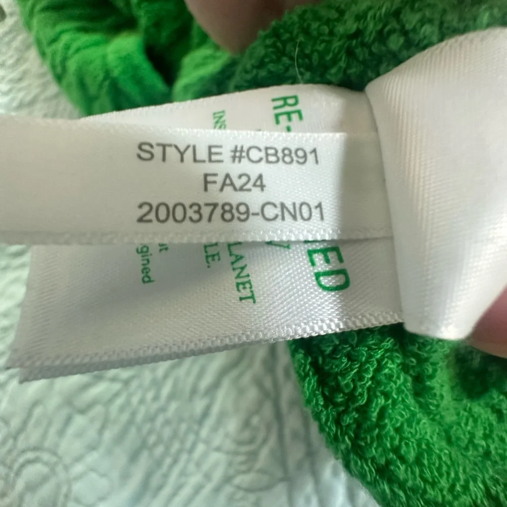 J. Crew Vibrant Green Cardigan Sweater. Cable knit cardigan jacket style sweater - Picture 8 of 10